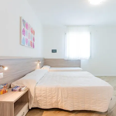 Larici Apartman *