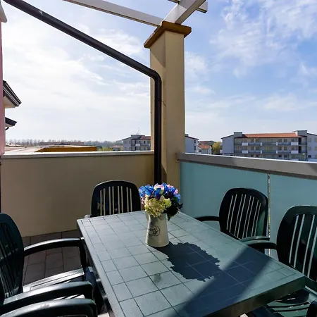 Larici Apartment